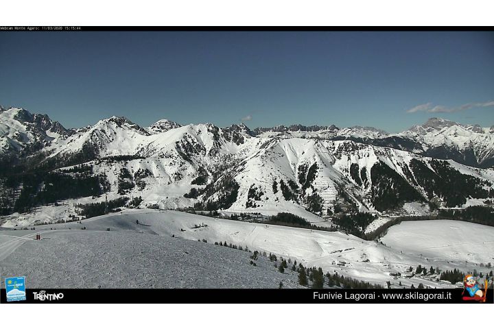 Webcam Vista dall'arrivo della seggiovia Larasè verso le Dolomiti, Passo Brocon