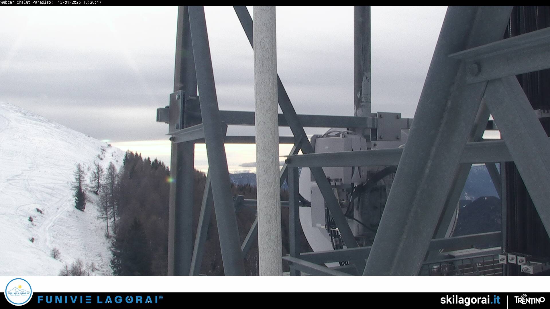 immagine della webcam nei dintorni di Palù del Fersina: webcam Castello Tesino