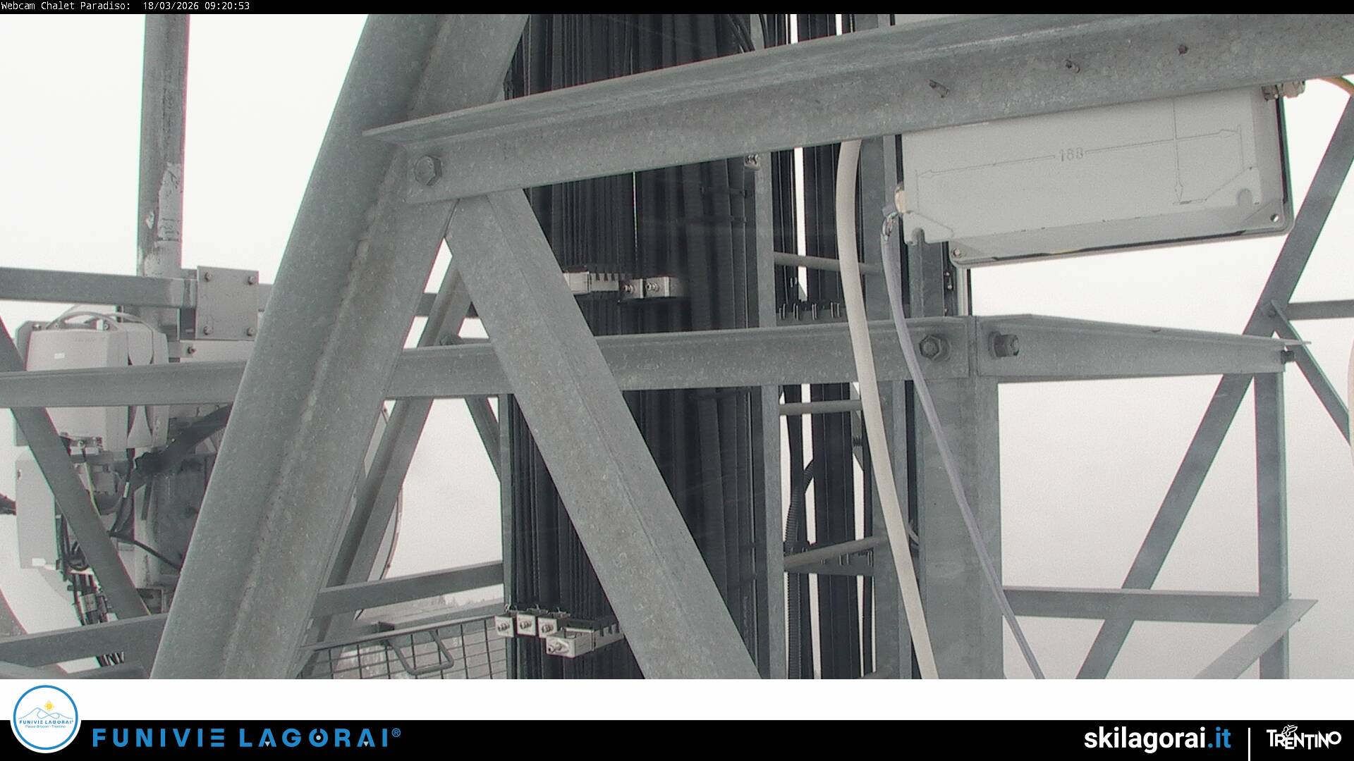 immagine della webcam nei dintorni di Passo Brocon: webcam Castello Tesino